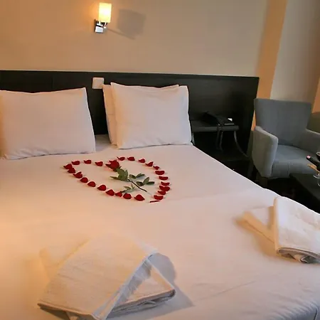 Diana Hotel 2* Istanbul