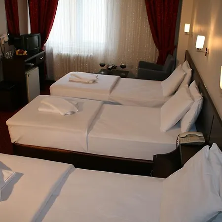 Hotel Diana Hotel