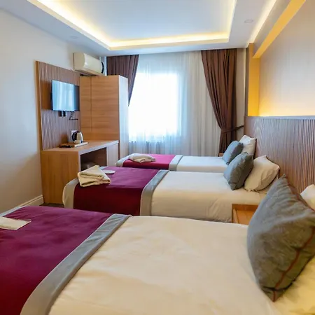 Diana Hotel 2*